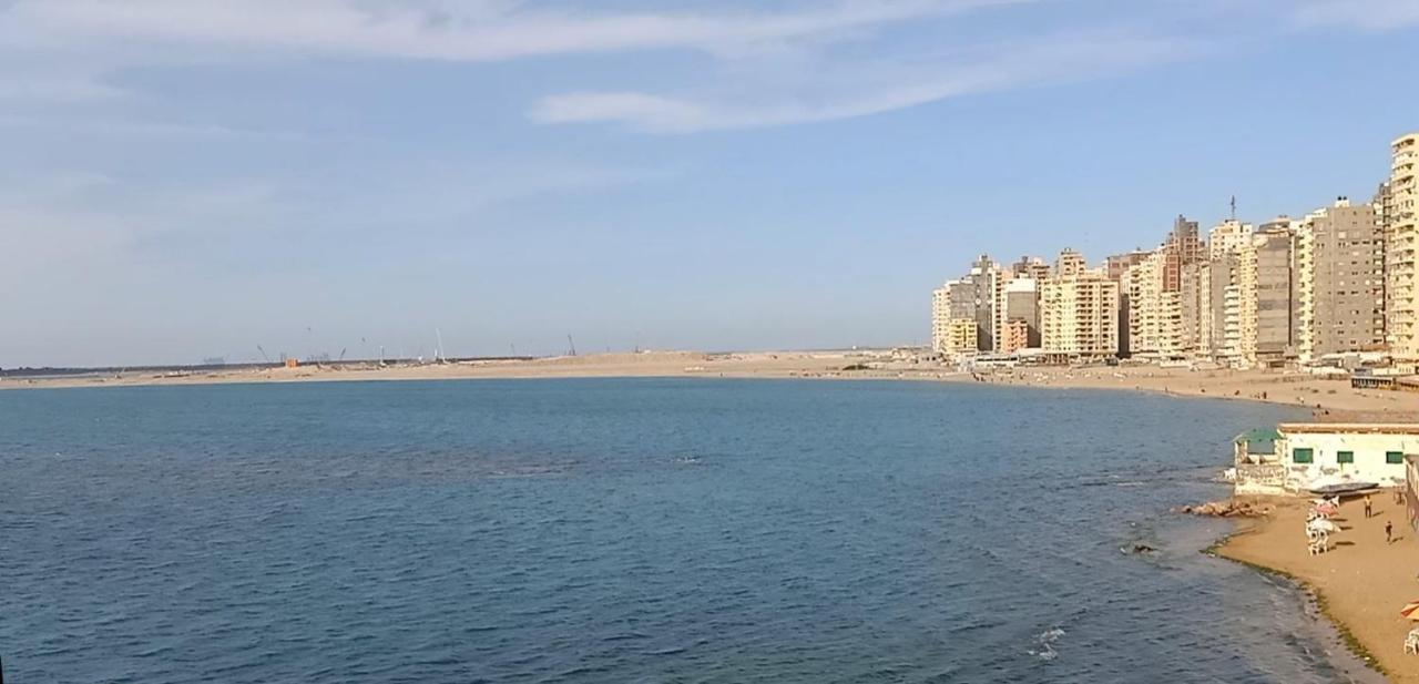 Furnished Apartment - Beach View "Nearest Beach 2 Minutes Walking" - Free Wifi- Abo Keer - Alexandria - Egypt Abu Qir 외부 사진