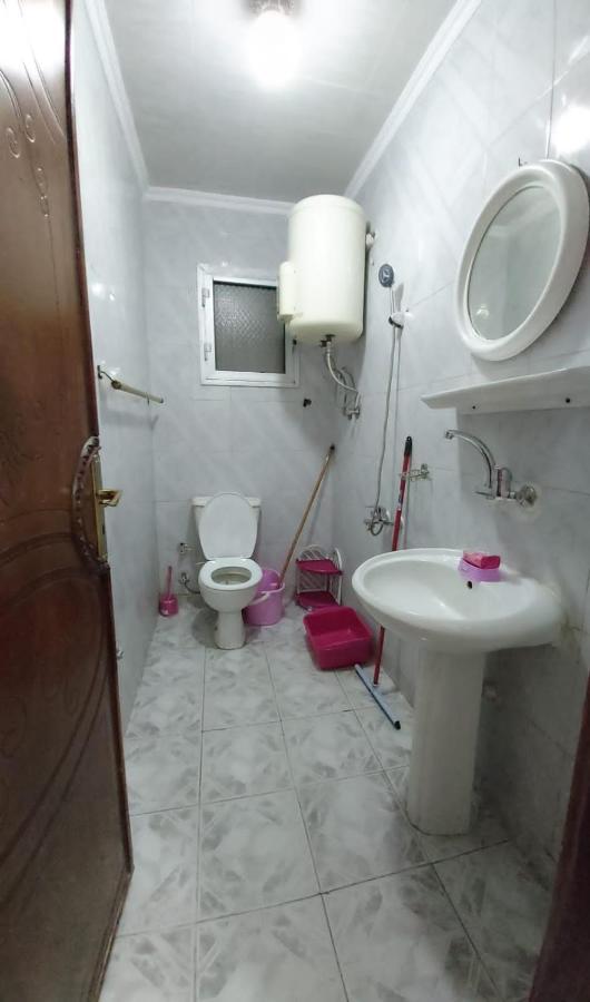 Furnished Apartment - Beach View "Nearest Beach 2 Minutes Walking" - Free Wifi- Abo Keer - Alexandria - Egypt Abu Qir 외부 사진