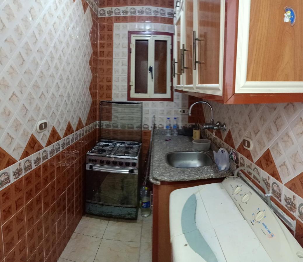 Furnished Apartment - Beach View "Nearest Beach 2 Minutes Walking" - Free Wifi- Abo Keer - Alexandria - Egypt Abu Qir 외부 사진