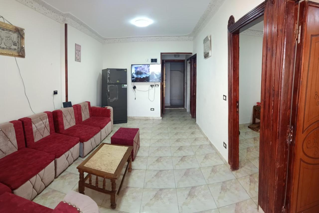 Furnished Apartment - Beach View "Nearest Beach 2 Minutes Walking" - Free Wifi- Abo Keer - Alexandria - Egypt Abu Qir 외부 사진