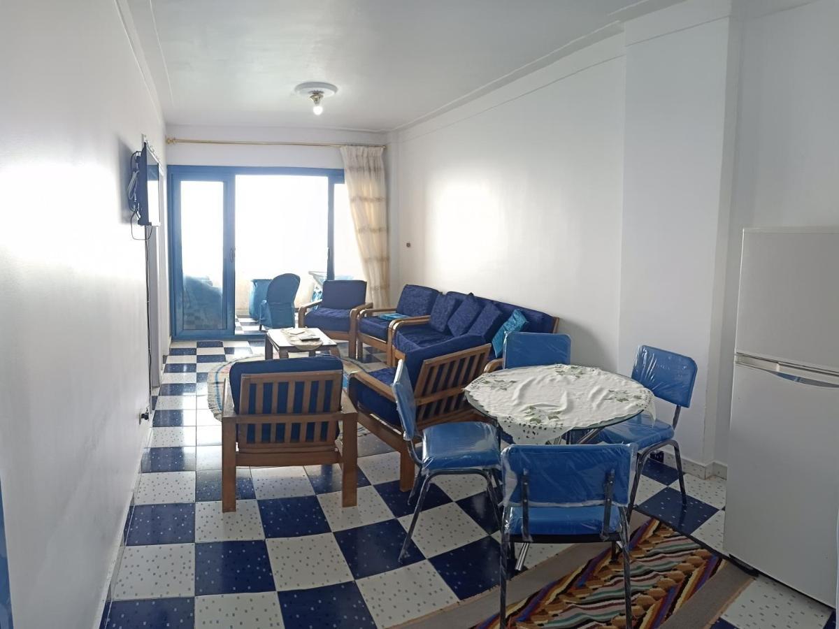 Furnished Apartment - Beach View "Nearest Beach 2 Minutes Walking" - Free Wifi- Abo Keer - Alexandria - Egypt Abu Qir 외부 사진