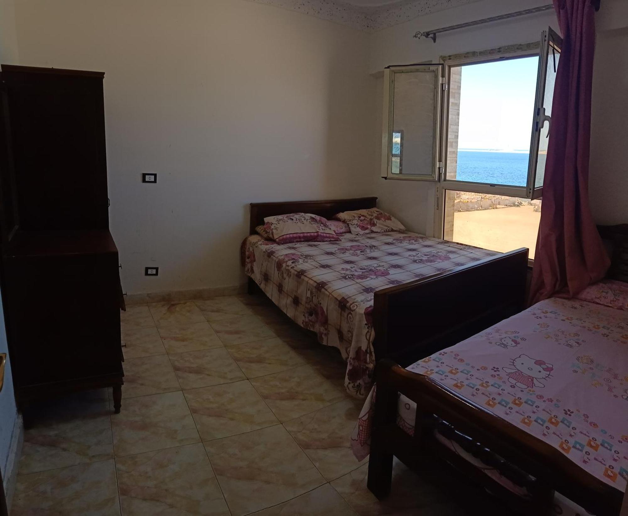 Furnished Apartment - Beach View "Nearest Beach 2 Minutes Walking" - Free Wifi- Abo Keer - Alexandria - Egypt Abu Qir 외부 사진